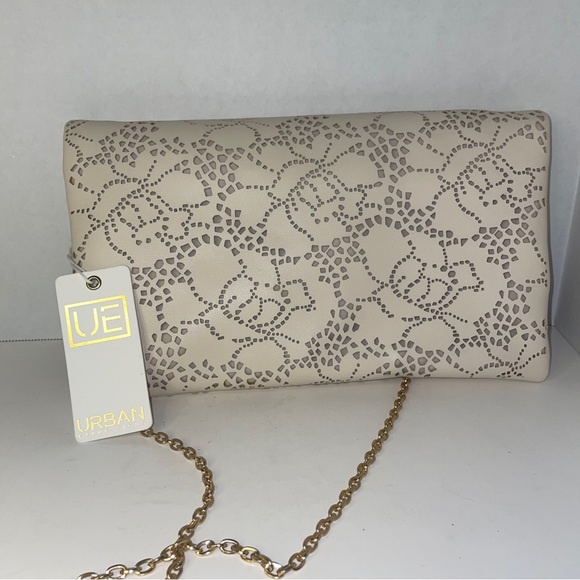 Urban Expressions Arabella Clutch Cream CROSSBODY Floral Perforated - Picture 3 of 7